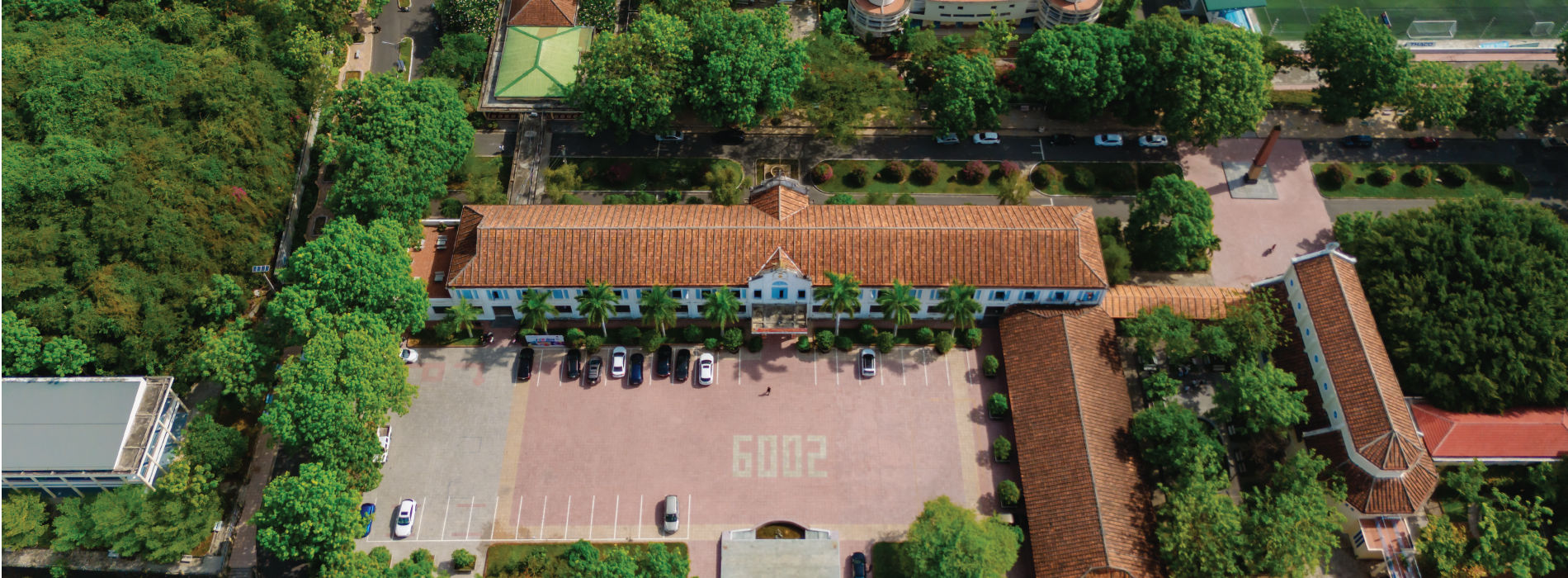 WELCOME TO NHA TRANG UNIVERSITY